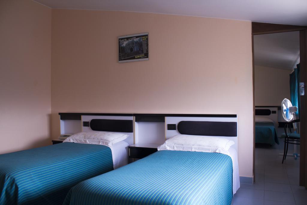 Hotel Falisco Fabrica di Roma Szoba fotó