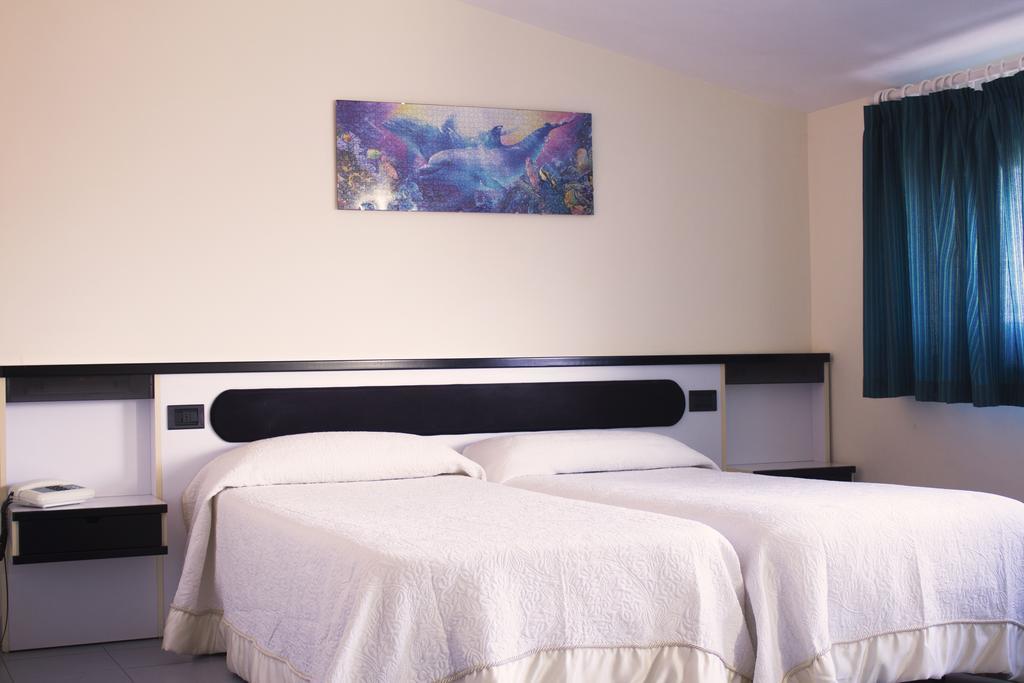 Hotel Falisco Fabrica di Roma Szoba fotó
